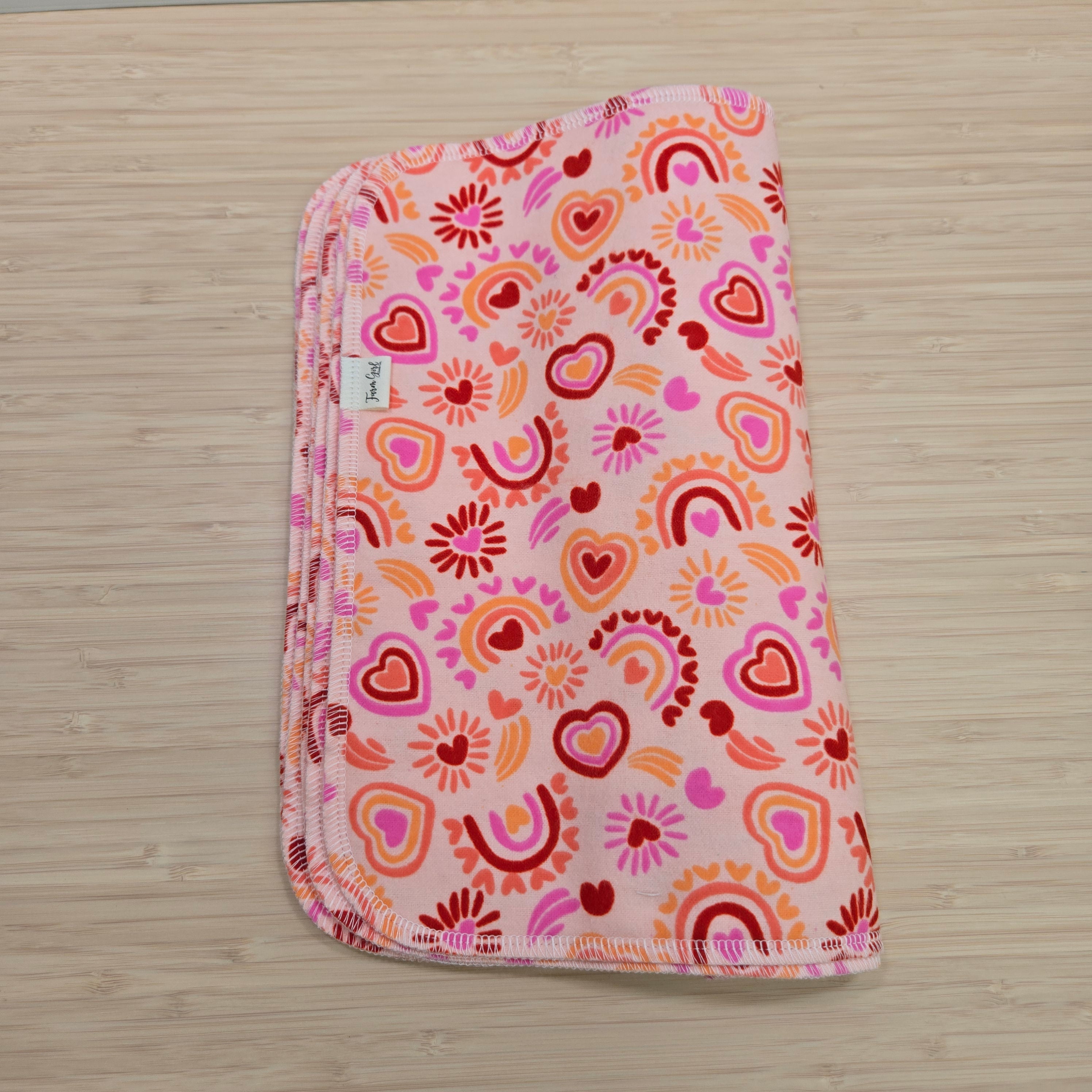 Papierlose, wiederverwendbare Handtücher | Regenbögen und Herzen